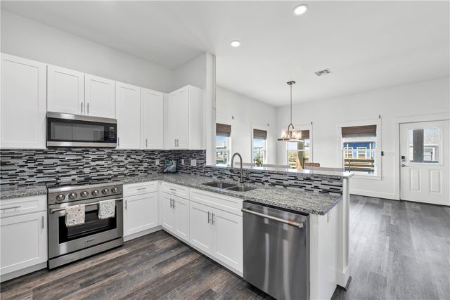 230 Port Lavaca St, Port Aransas, TX 78373