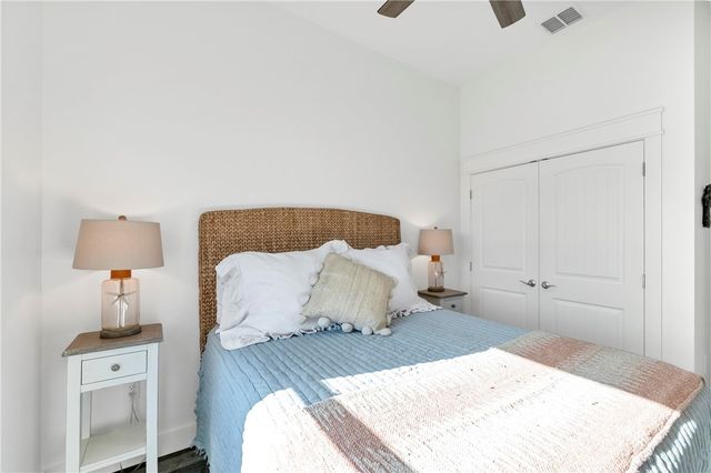 230 Port Lavaca St, Port Aransas, TX 78373