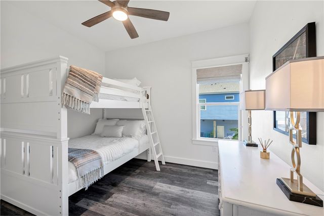 230 Port Lavaca St, Port Aransas, TX 78373