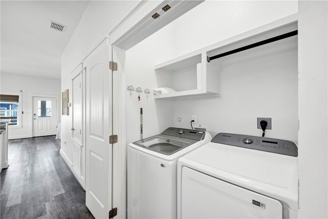 230 Port Lavaca St, Port Aransas, TX 78373