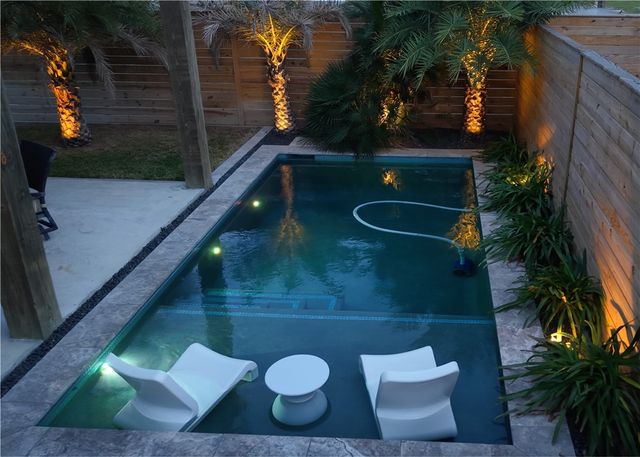 230 Port Lavaca St, Port Aransas, TX 78373