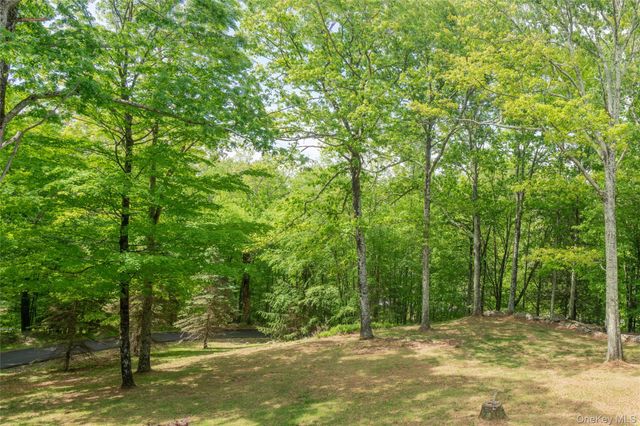 182 Frey Road, Pine Bush, NY 12566