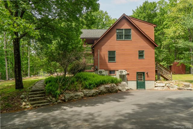 182 Frey Road, Pine Bush, NY 12566