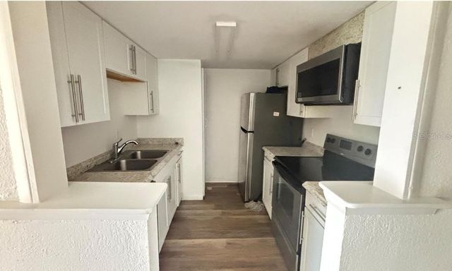 860 SKY LAKE CIRCLE C412, Orlando, FL 32809