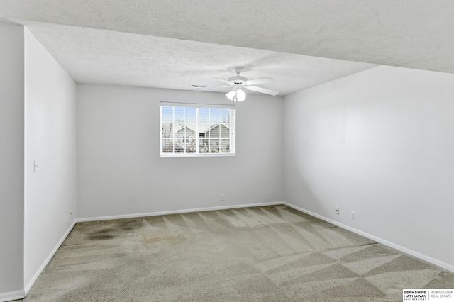 1114 Woodview Circle, Papillion, NE 68046