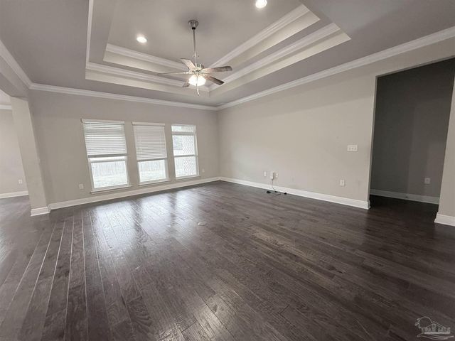 4503 Oak Orchard Cir, Pace, FL 32571