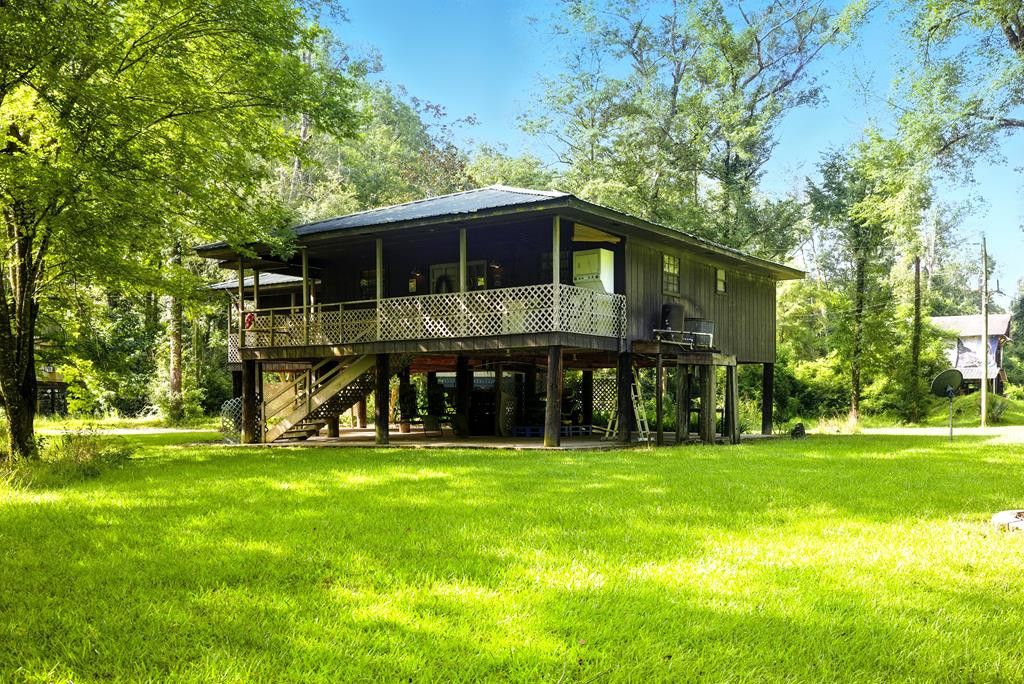 5024 Mary Wall Bridge Road, Liberty, MS 39645