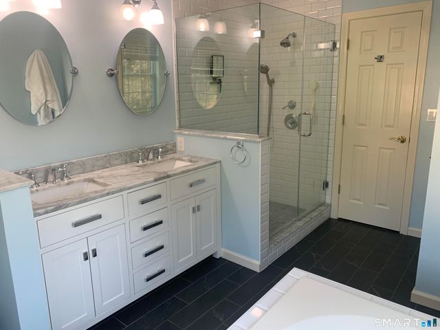 145 Lexington Way North, Milford, CT 06461