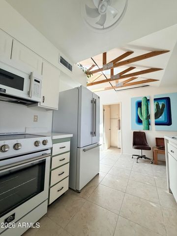 14023 N NEWCASTLE Drive, Sun City, AZ 85351