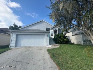 11926 ARBOR LAKE Drive, Jacksonville, FL 32225