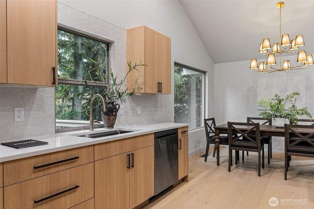 18818 181st Place NE, Woodinville, WA 98077