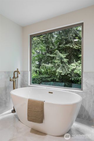 18818 181st Place NE, Woodinville, WA 98077