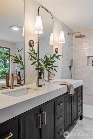 18818 181st Place NE, Woodinville, WA 98077