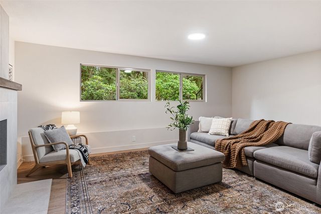 18818 181st Place NE, Woodinville, WA 98077