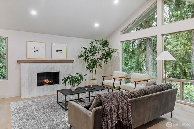 18818 181st Place NE, Woodinville, WA 98077