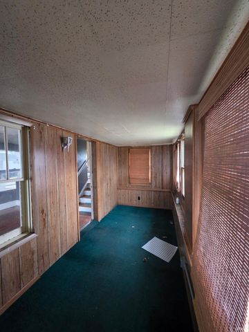 2022 Roger Street, South Bend, IN 46628