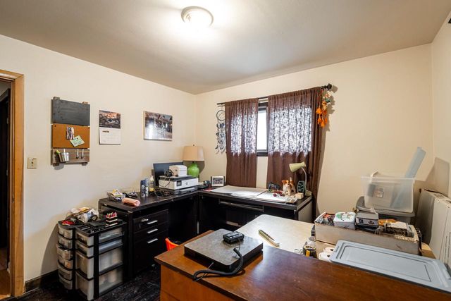 W67N786 Evergreen BOULEVARD, Cedarburg, WI 53012