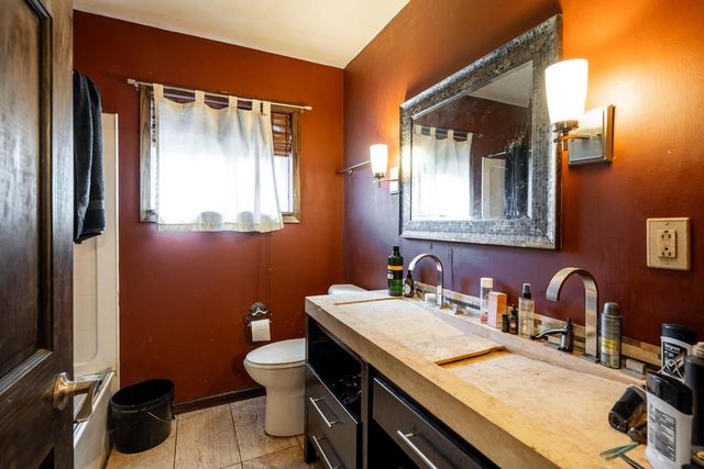 W67N786 Evergreen BOULEVARD, Cedarburg, WI 53012