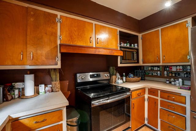 W67N786 Evergreen BOULEVARD, Cedarburg, WI 53012