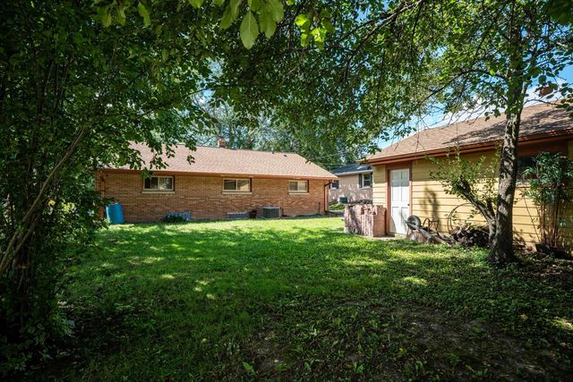 W67N786 Evergreen BOULEVARD, Cedarburg, WI 53012