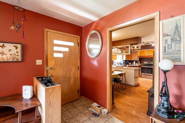 W67N786 Evergreen BOULEVARD, Cedarburg, WI 53012