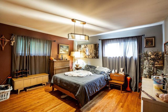 W67N786 Evergreen BOULEVARD, Cedarburg, WI 53012