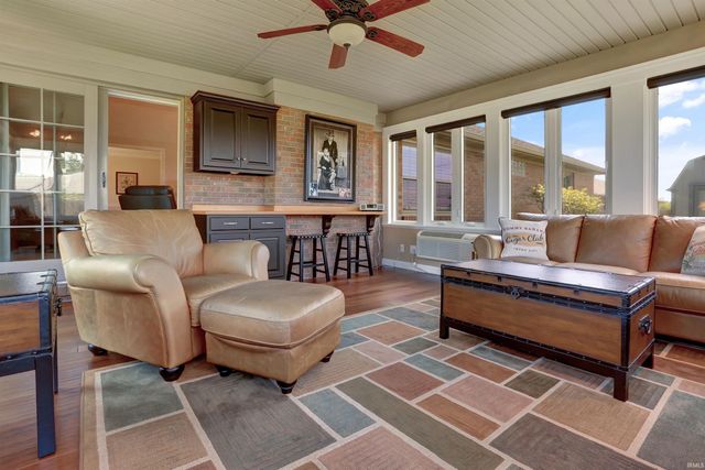3612 Hartford Place, Evansville, IN 47725