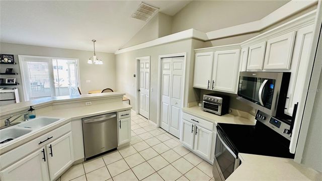 3600 YELLOW BIRD CT, St Cloud, FL 34772