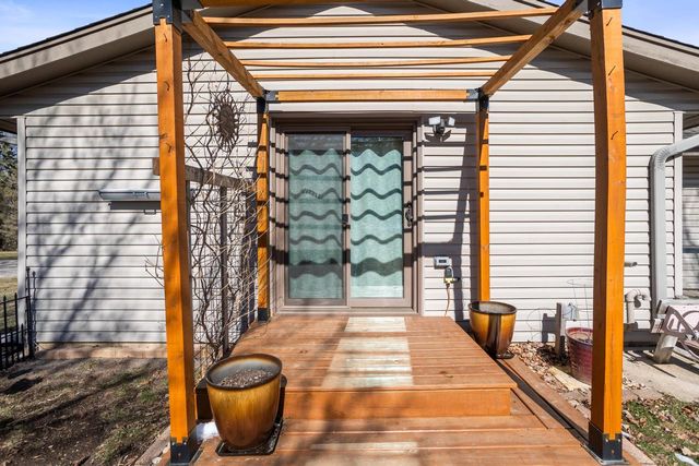 323 Porthamel COURT, Wales, WI 53183