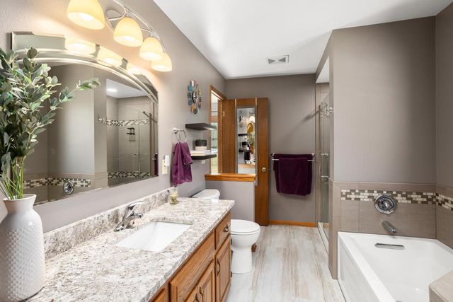 323 Porthamel COURT, Wales, WI 53183