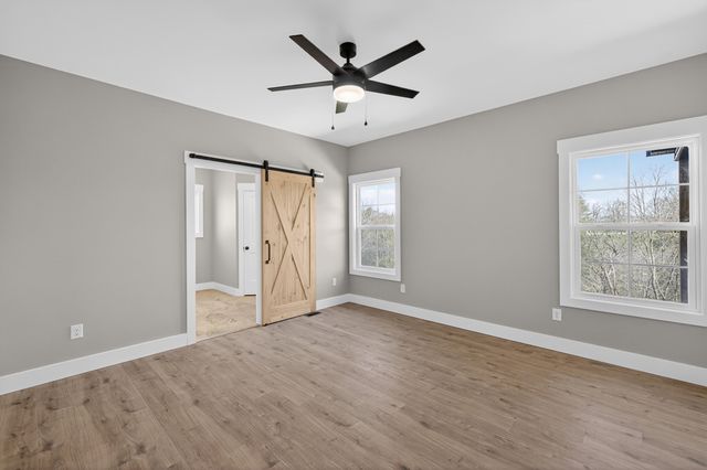 195 Lakeland Drive, Harrodsburg, KY 40330