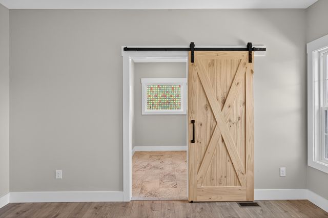 195 Lakeland Drive, Harrodsburg, KY 40330