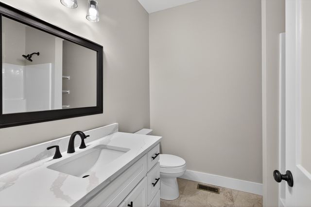 195 Lakeland Drive, Harrodsburg, KY 40330