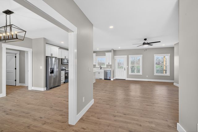 195 Lakeland Drive, Harrodsburg, KY 40330