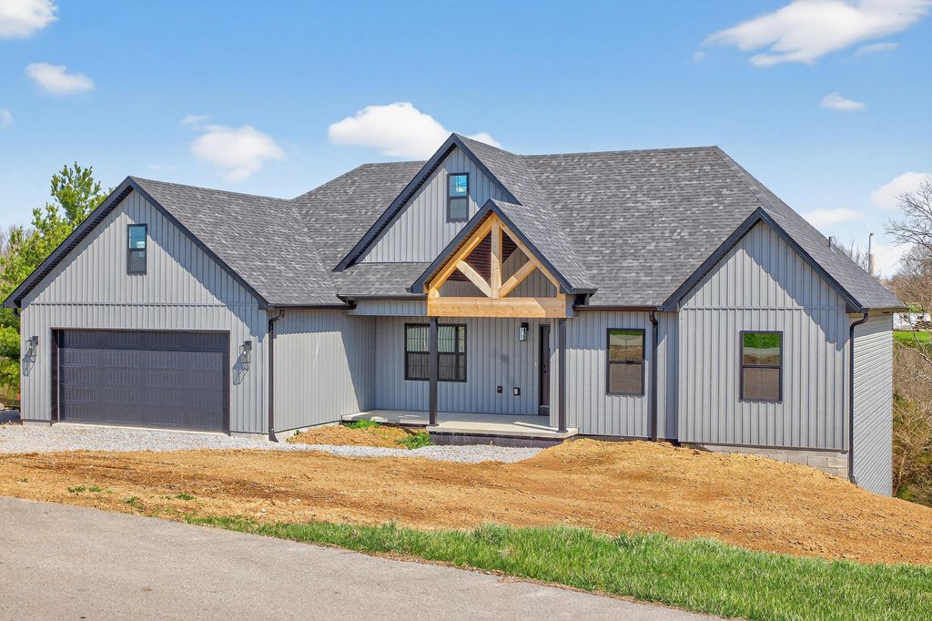 195 Lakeland Drive, Harrodsburg, KY 40330