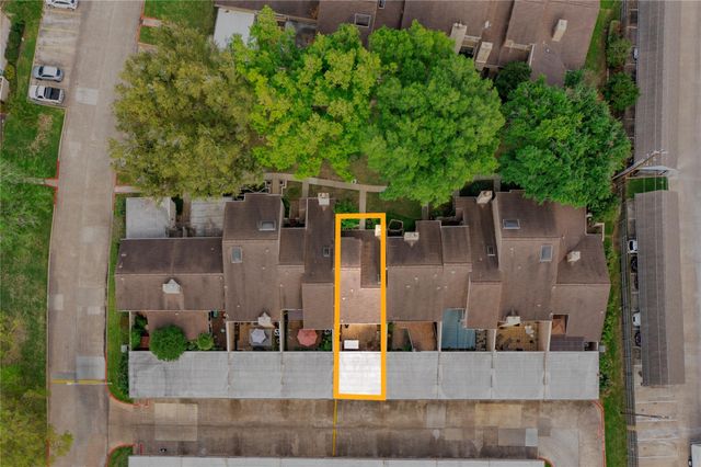 11609 Village Place Drive 175, Houston, TX 77077