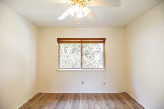 11609 Village Place Drive 175, Houston, TX 77077