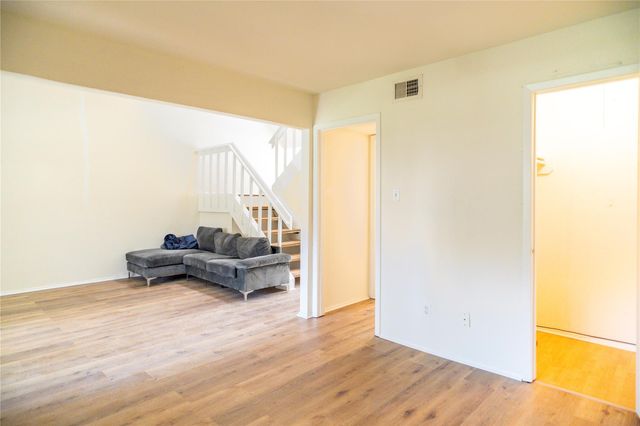 11609 Village Place Drive 175, Houston, TX 77077