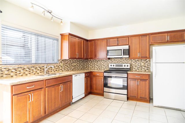 11609 Village Place Drive 175, Houston, TX 77077