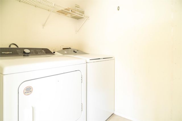 11609 Village Place Drive 175, Houston, TX 77077