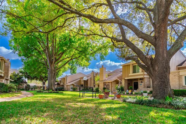 11609 Village Place Drive 175, Houston, TX 77077