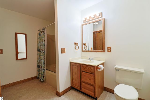 1428 E Broadway Street, Mt Pleasant, MI 48858