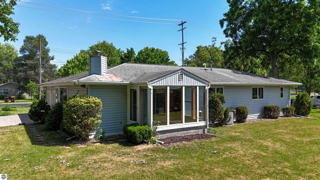 1428 E Broadway Street, Mt Pleasant, MI 48858