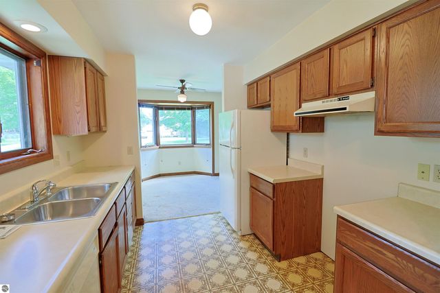 1428 E Broadway Street, Mt Pleasant, MI 48858