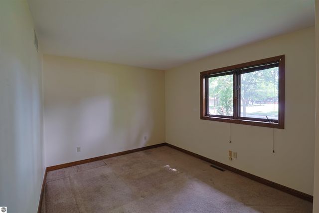 1428 E Broadway Street, Mt Pleasant, MI 48858