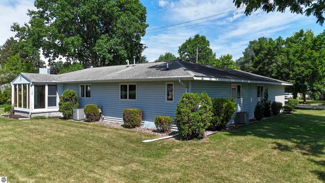 1428 E Broadway Street, Mt Pleasant, MI 48858