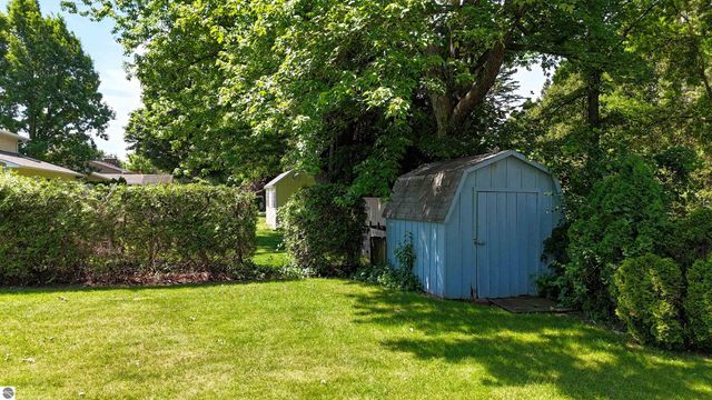 1428 E Broadway Street, Mt Pleasant, MI 48858