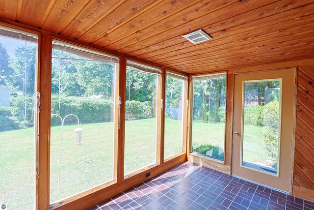 1428 E Broadway Street, Mt Pleasant, MI 48858