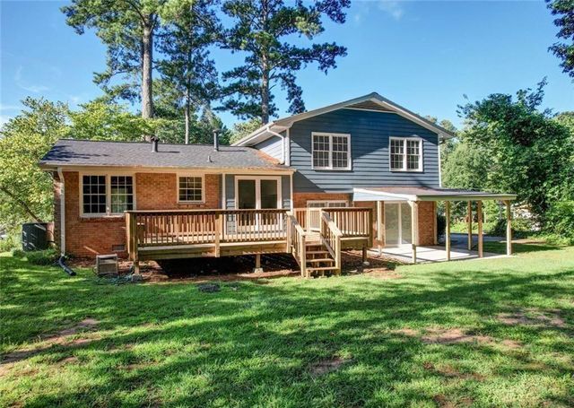 4566 Mountain Creek Drive NE, Roswell, GA 30075