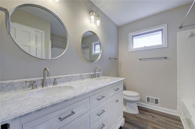 4566 Mountain Creek Drive NE, Roswell, GA 30075